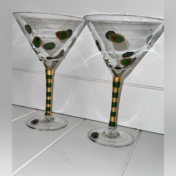 Lot 2 glass handpainted olives jeweled stemmed Martini glasses - Picture 1 of 11